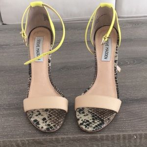 Beautiful ankle strap Steve Madden heels